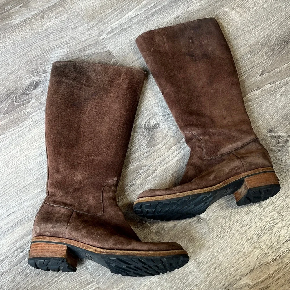 UGG Broome Zip Sundance Brown Suede Sheepskin Lined Tall Boot w/Care Kit Women 6